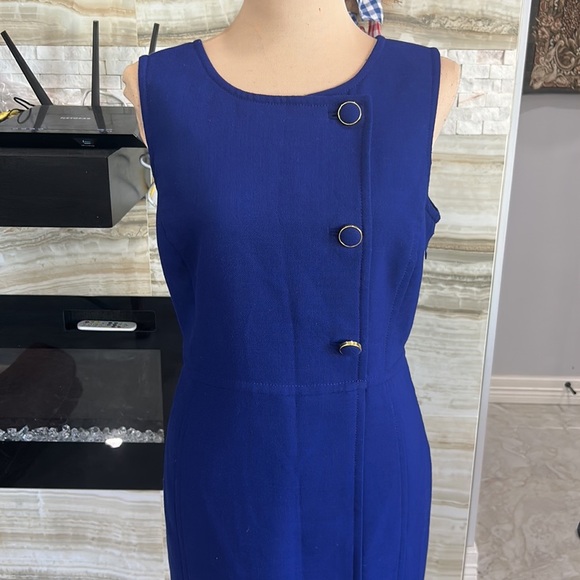 Talbots Deep Blue Large Button Accent Career Dress size 10 - Picture 4 of 13